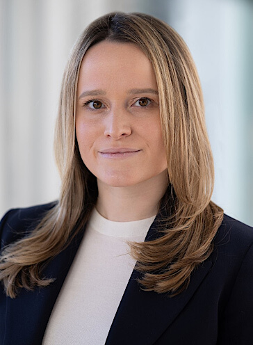 meet dr alexandra ziarko